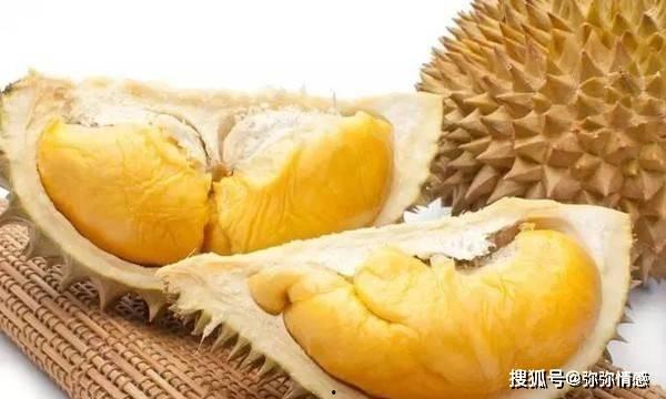 吃蜜瓜是饭前还是饭后吃,饭前还是饭后？揭秘蜜瓜的最佳食用时机