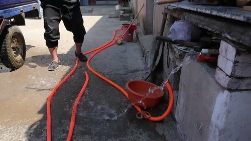 胖大哥去工地吃瓜,揭秘建筑工地的日常趣事